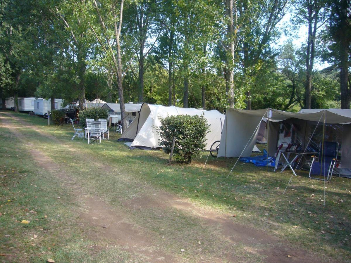 Camping De Graniers Hotel Monoblet Luaran gambar