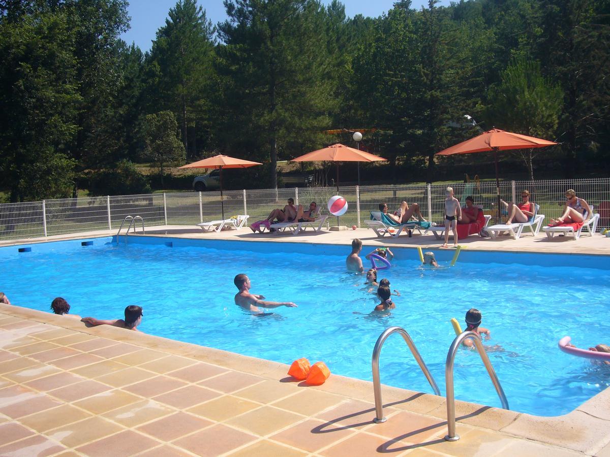 Camping De Graniers Monoblet Luaran gambar