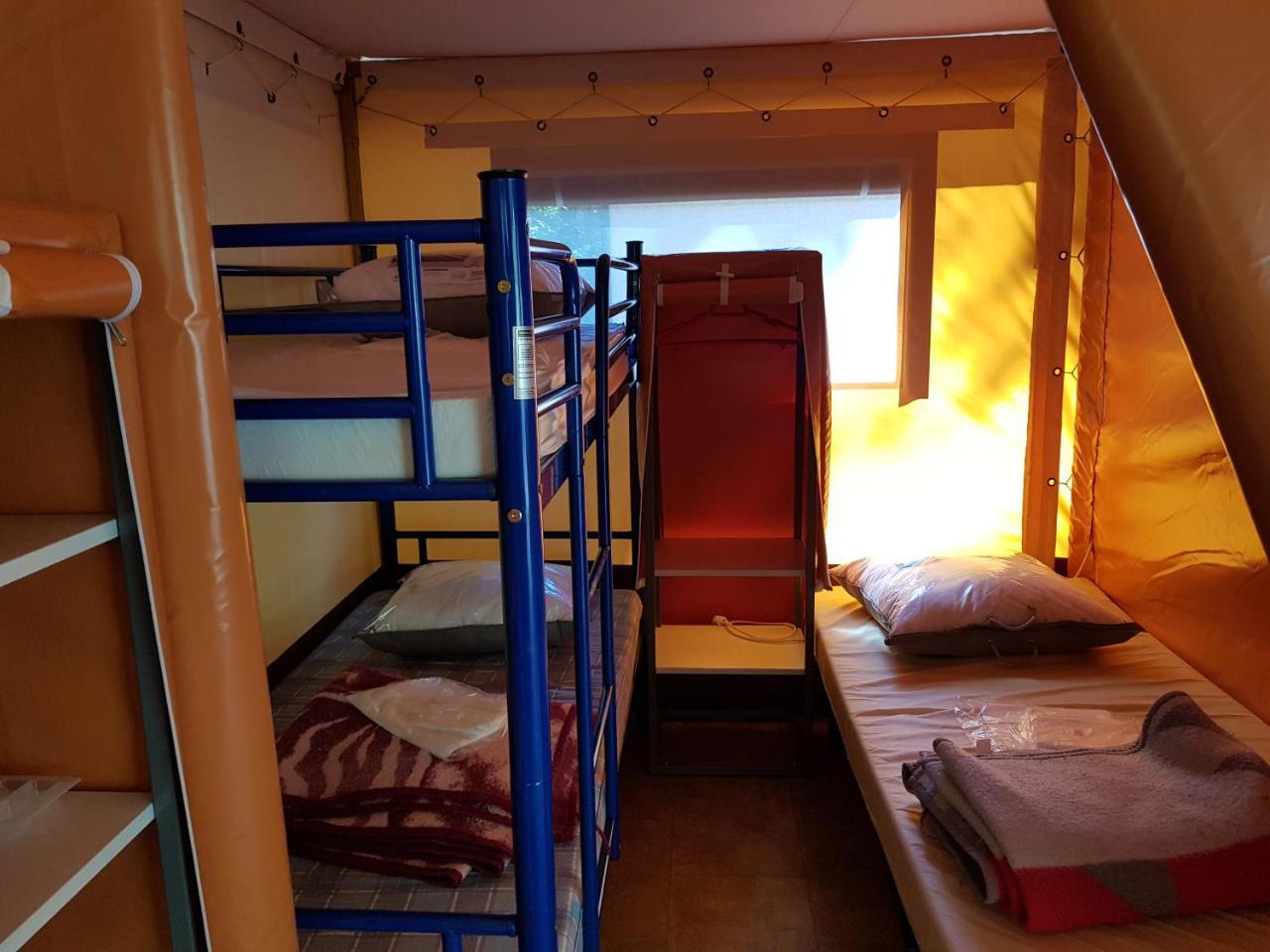 Camping De Graniers Monoblet Luaran gambar